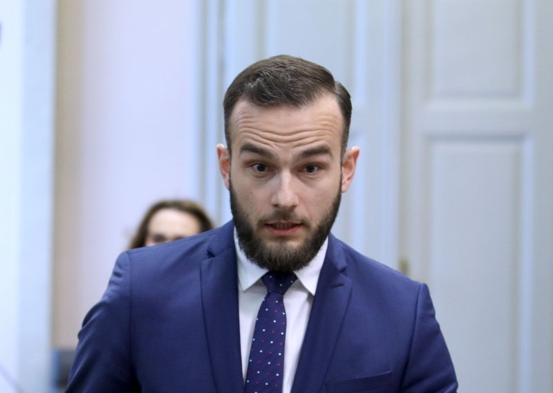 Aladrović: Za vrijeme primanja državnih potpora poslodavci ne mogu otpuštati radnike