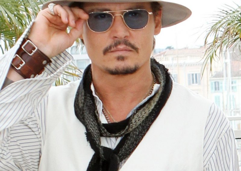 Johnny Depp u 'Alisi u zemlji čudesa 2'