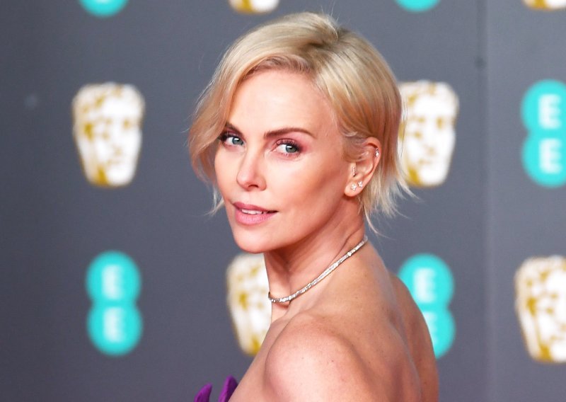 Charlize Theron objavila jednu od rijetkih fotografija sa svojim djetetom