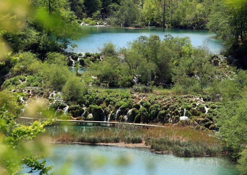 Ako ste mislili ovog vikenda na Plitvice, a niste kupili kartu nemojte se niti truditi; sve su rasprodane