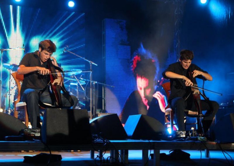 Koncertni spektakl 2Cellosa 3. srpnja napokon u pulskoj Areni