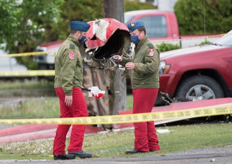 Srušio se avion kanadskih zračnih snaga, jedan član posade poginuo, drugi ozlijeđen