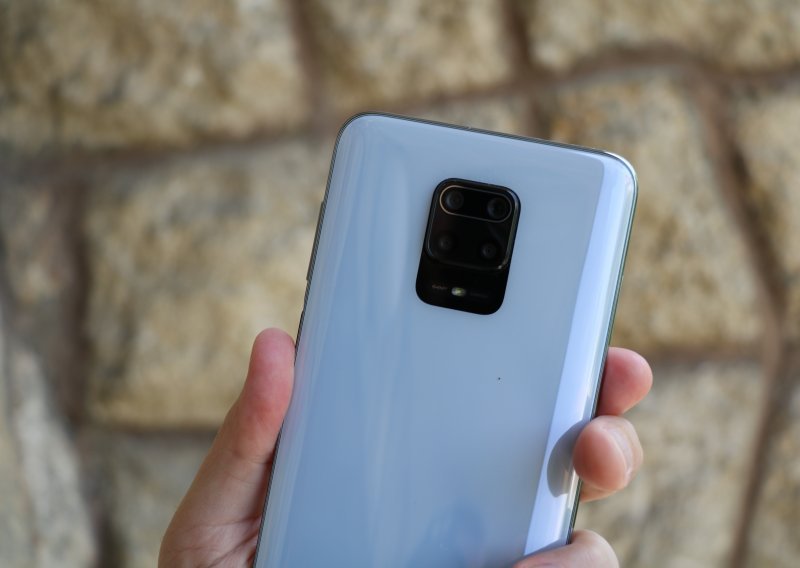 Isprobali smo prvi: Xiaomi Redmi Note 9 Pro - srednjostrujaš na koji se možete osloniti