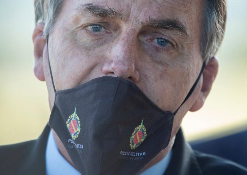 Bolsonaro objavio da je negativan na koronavirus