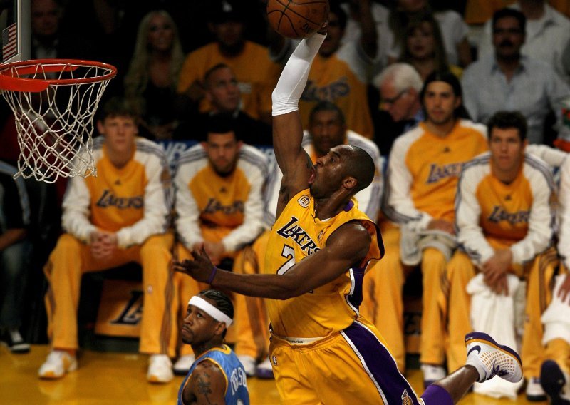 Rasprodane su memorabilije Kobea Bryanta; mnoge je iznenadilo što je postiglo najveću cijenu