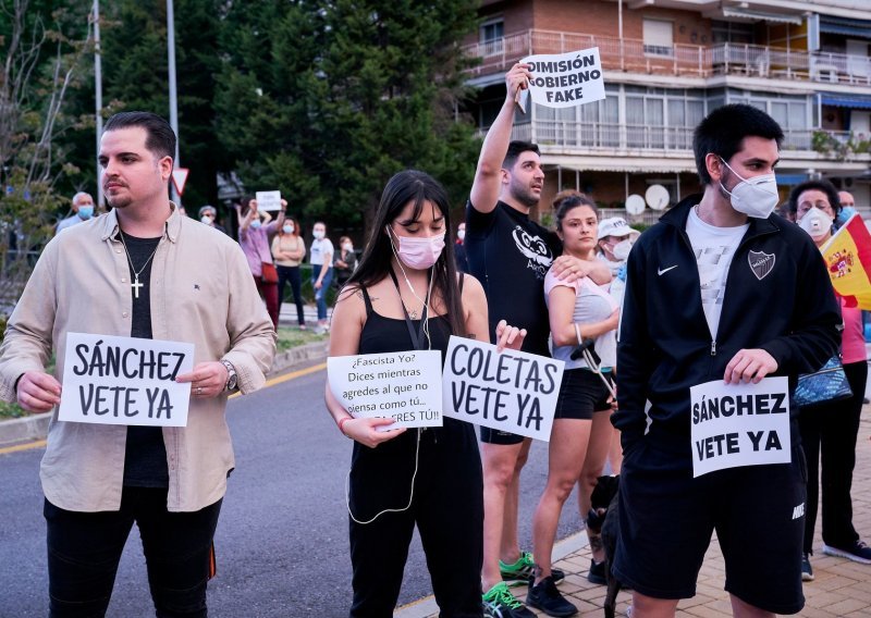 Diljem Španjolske protuvladini prosvjedi, traže ostavku vlade