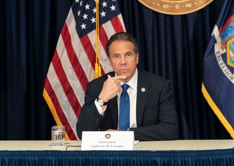 Guverner New Yorka nakon tužbe dopustio okupljanja do 10 osoba