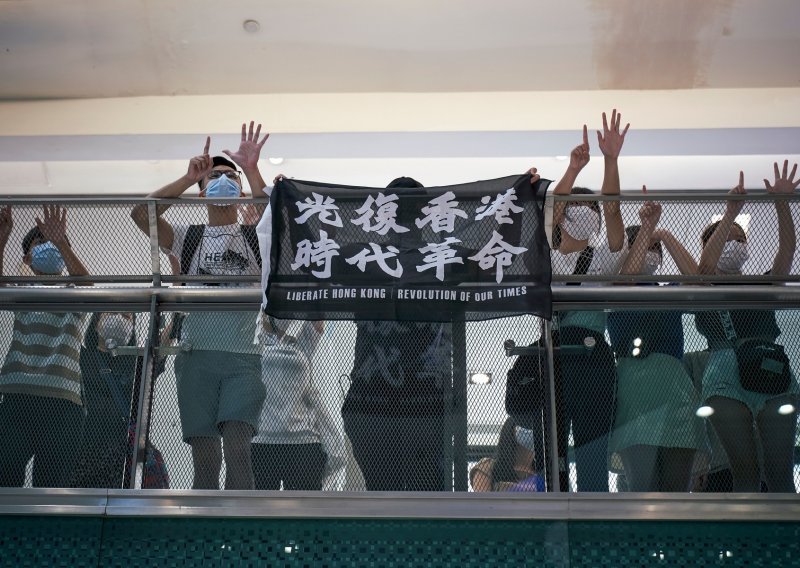 Stotine prosvjeduju u Hong Kongu protiv predloženog zakona o nacionalnoj sigurnosti