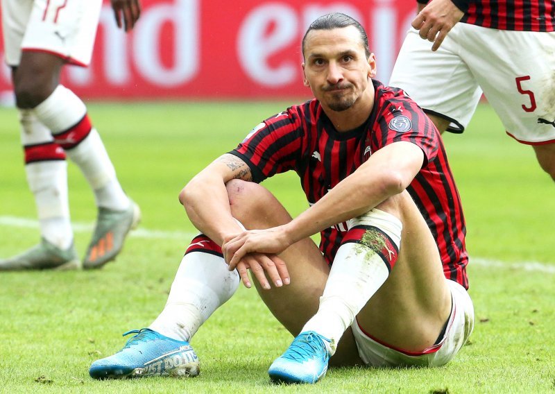 Zlatan Ibrahimović napustio trening u pratnji liječnika; prve prognoze ne izgledaju obećavajuće, a moguć je i kraj karijere