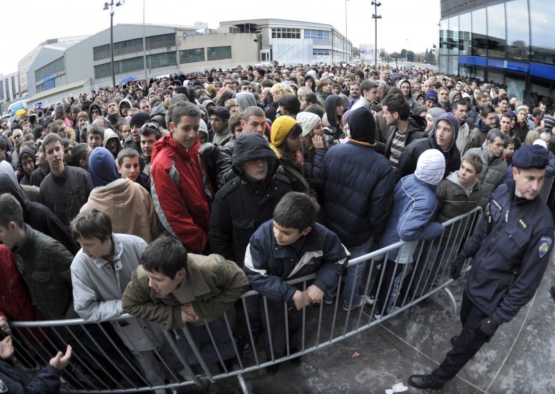 Narod ostao bez ulaznica za Spaladium Arenu