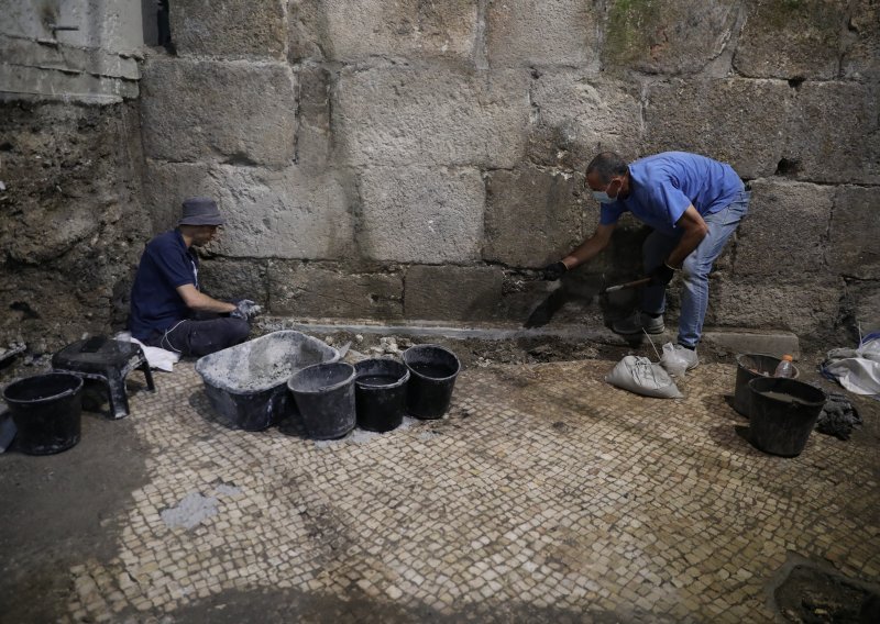 Izrael: Šestogodišnjak otkrio glinenu pločicu staru 3500 godina