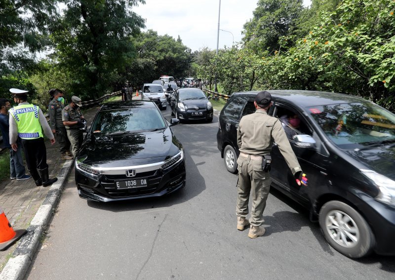 Indonezija: Vojska i policija nadziru poštivanje mjera zbog koronavirusa