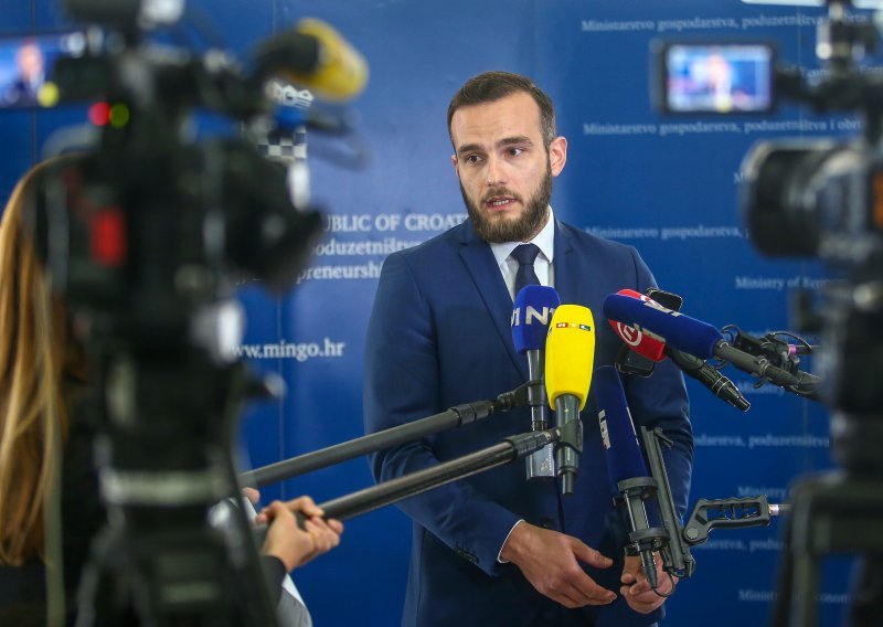 Aladrović nakon GSV-a: Imamo konsenzus o potporama za svibanj i lipanj