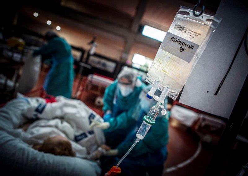 U Španjolskoj od srijede 10-dnevna žalost za žrtve koronavirusa