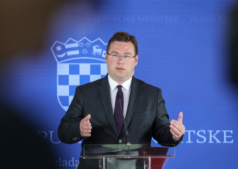 Pavić: Iz EU fonda solidarnosti očekujemo više od 500 milijuna eura za posljedice potresa