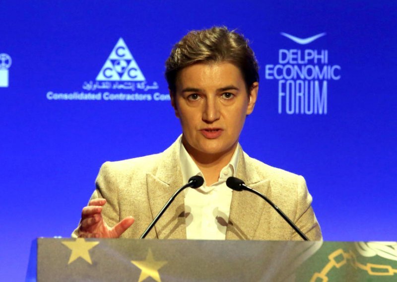 Brnabić: Odluka Zagreba o granicama 'razumljivija' od crnogorske