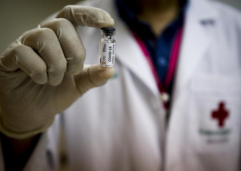 WHO: Nije sigurno da će znanstvenici moći napraviti učinkovito cjepivo