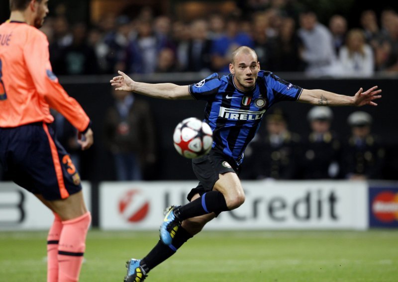 Sneijder: Ostajem u Interu, mi smo obitelj