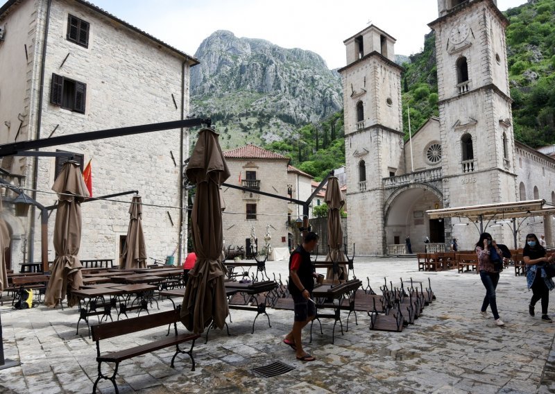 Prvi europski turisti stigli u Crnu Goru