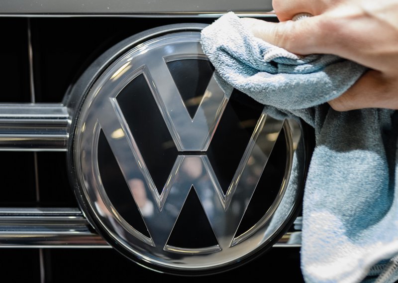 Volkswagen pregovara o ponovnoj kupnji prezaduženog Europcara