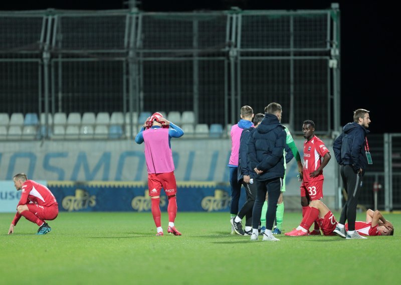 Stigla je i isprika iz vrha HNS-a za ono što se dogodilo na Rujevici, ali ove riječi koje će odjeknuti Hrvatskom teško mogu utješiti NK Osijek