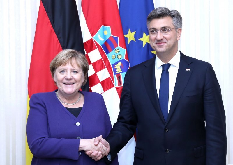 Plenković i Merkel razgovarali videovezom o predsjedanju EU, gospodarstvu i turističkoj sezoni