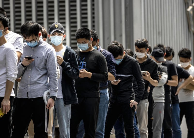 U Kini novih 49 slučajeva zaraze koronavirusom, novo žarište pekinška tržnica