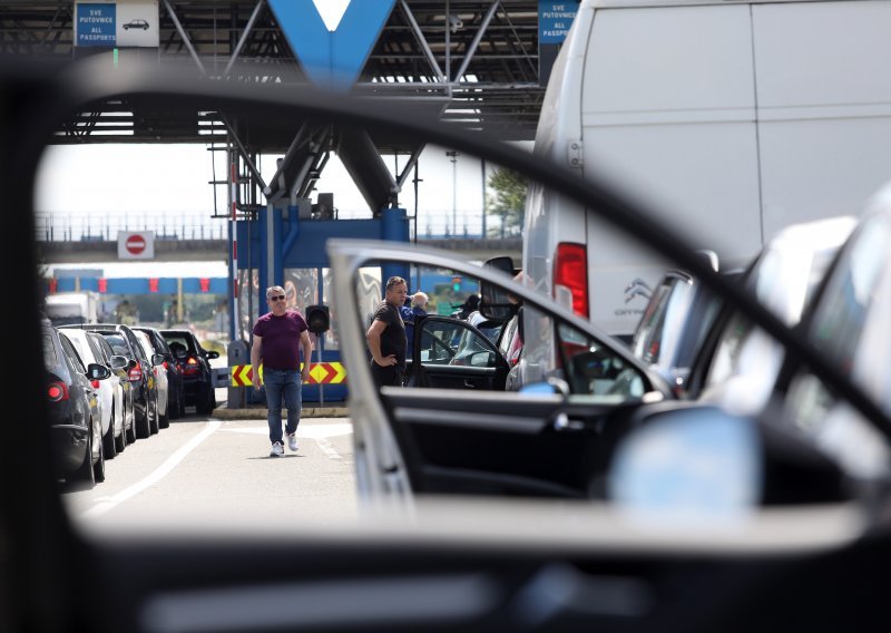 Među deset zemalja čiji državljani mogu u Hrvatsku je i Poljska, a ondje je opet buknula epidemija. Pitali smo nadležne - što u takvim situacijama?