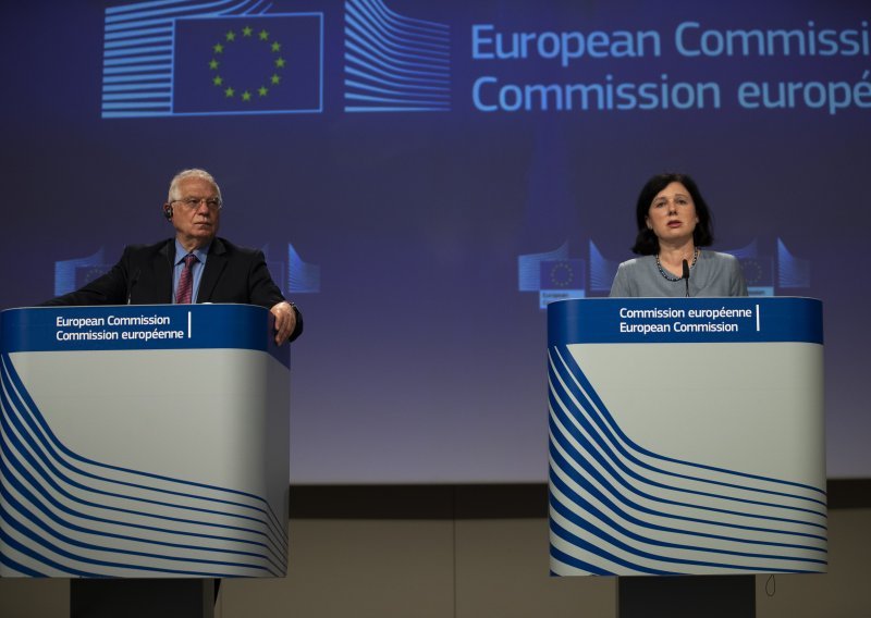 Europska komisija kritizira Rusiju i Kinu zbog kampanje dezinformiranja