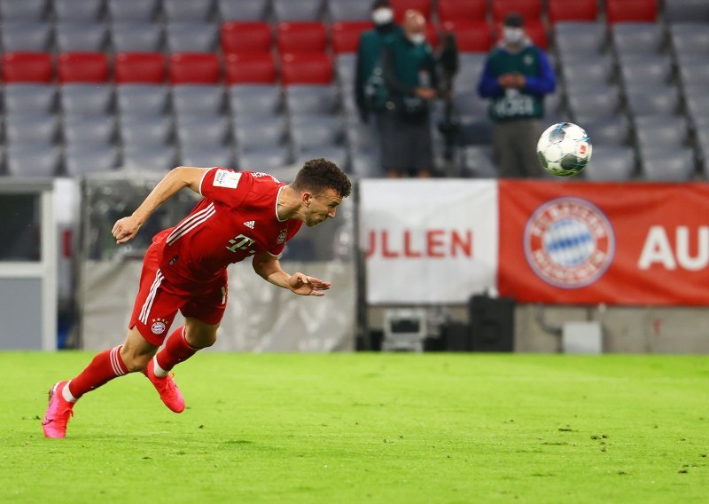 Pogledajte gol kojim je Ivan Perišić doveo Bayern u vodstvo; na kraju je VAR spašavao Bavarce