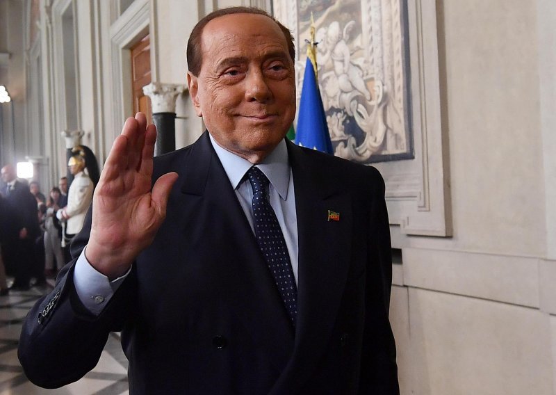 Bivši vlasnik Milana Silvio Berlusconi otkrio što Anti Rebiću i ekipi nedostaje za borbu za vrh pa zadovoljno poručio: 'Mene je teško zamijeniti'