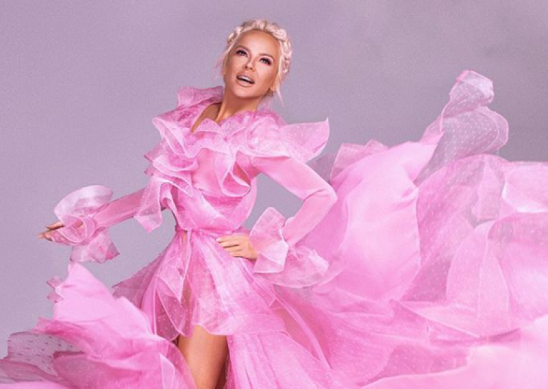 Poput Barbie: Maja Šuput oduševila obožavatelje u raskošnom ružičastom izdanju