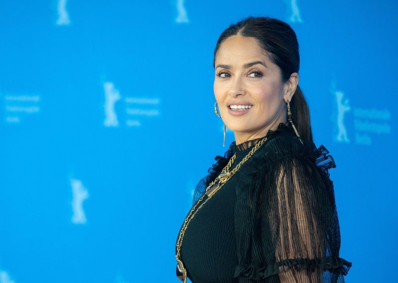 Godine su zaista samo broj: Salma Hayek pokazala fantastičan izgled bez trunke šminke