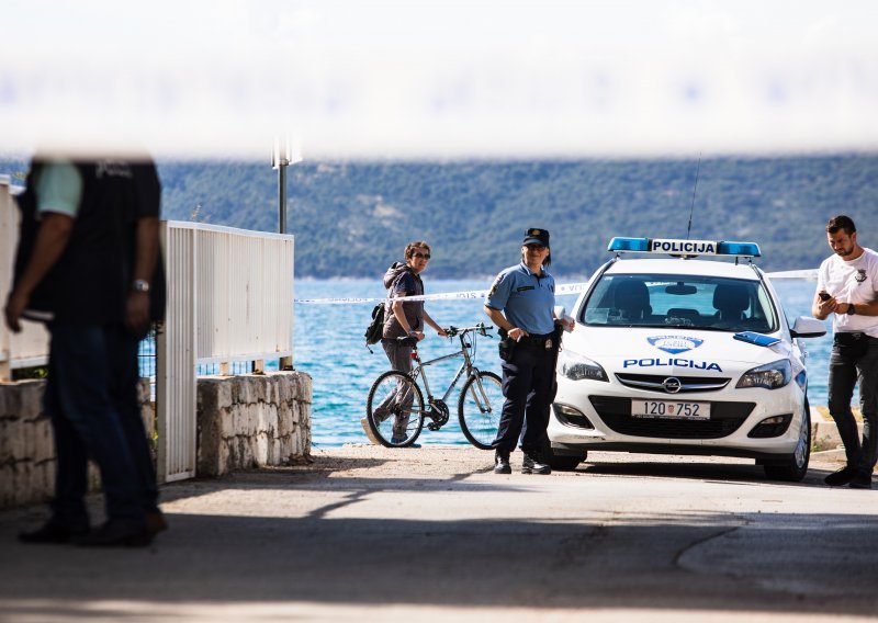 [VIDEO] U pucnjavi u Kaštelima ubijen muškarac, a dva ranjena. Tri su osobe privedene