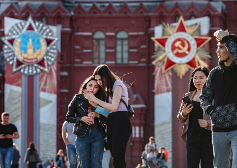 Moskva otvorila muzeje i ljetne terase uoči glasanja o Putinovim reformama
