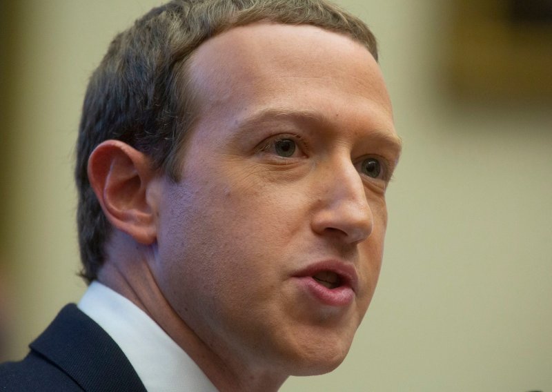 Moći ćete isključiti političke oglase na Facebooku, najavio Mark Zuckerberg