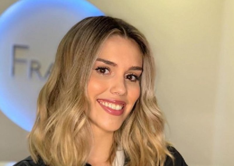 Vesela Franka Batelić uživa na luksuznom imanju svoje none: 'Na ovoj travi na kojoj sada plešem, plesat će i moja djeca'