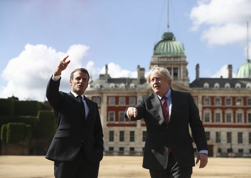 Johnson rekao Macronu: Pregovori o odnosima nakon Brexita ne mogu vući do jeseni