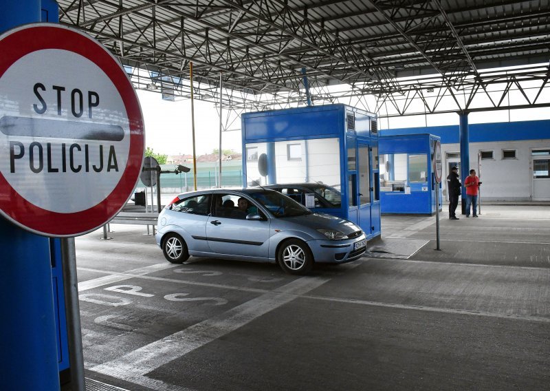 Novi režim na granici; voditelj službe objasnio tko će moći ući u Hrvatsku a da mu ne bude određena samoizolacija