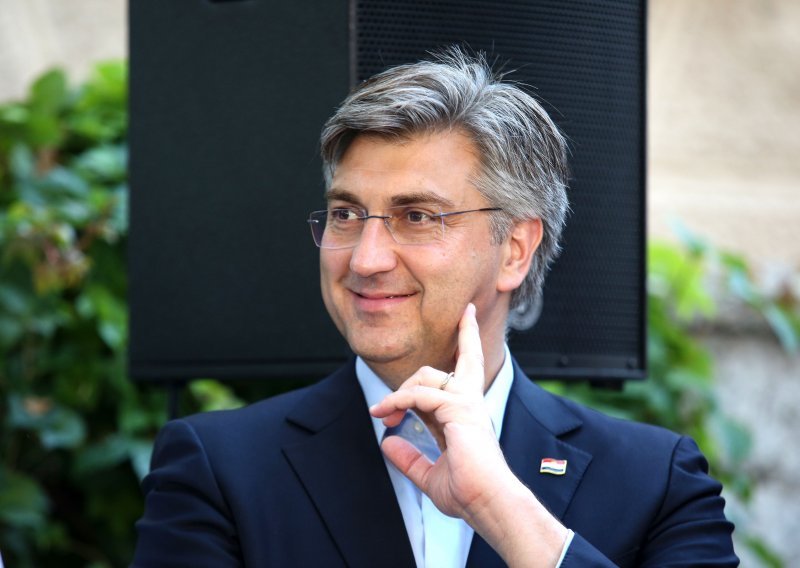 Plenković: Ponašam se odgovorno, nije mi se problem testirati svaki dan