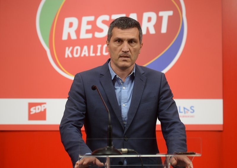 Plenković isprovocirao SDP-ovce izjavom da su se u vrijeme epidemije 'grlili i ljubili', Vukas mu odgovorio: Ugrozio je zdravlje građana