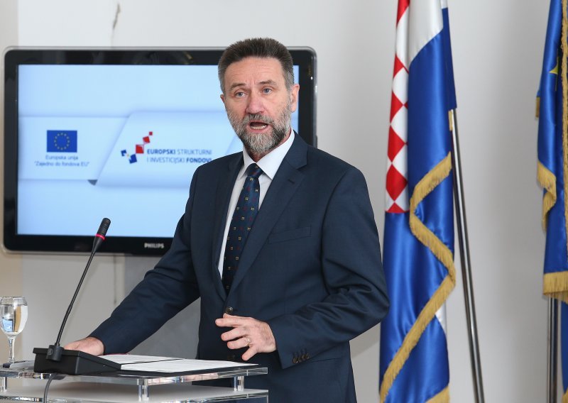 HNS pokreće glasovanje o povjerenju Barišiću u Saboru