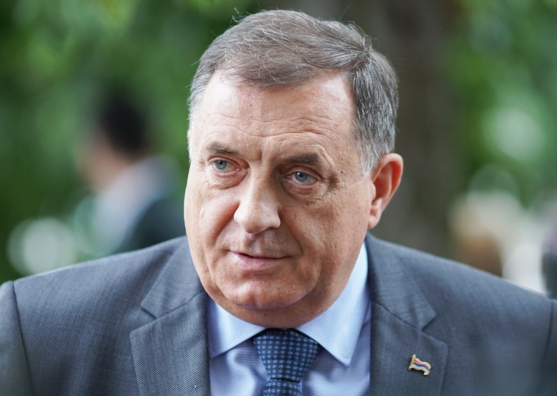 Dodik čestitao Plenkoviću, poziva na poboljšanje položaja Srba u Hrvatskoj