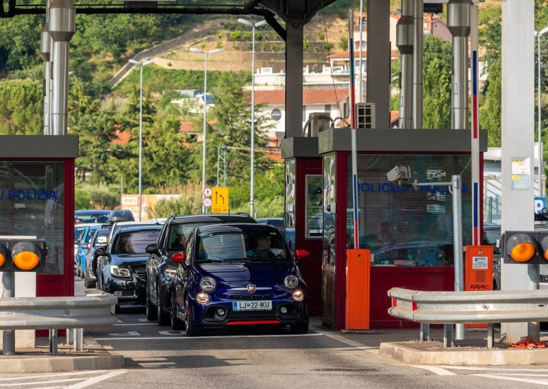 Glasnogovornik slovenske vlade: Hrvatska i dalje sigurna destinacija za Slovence