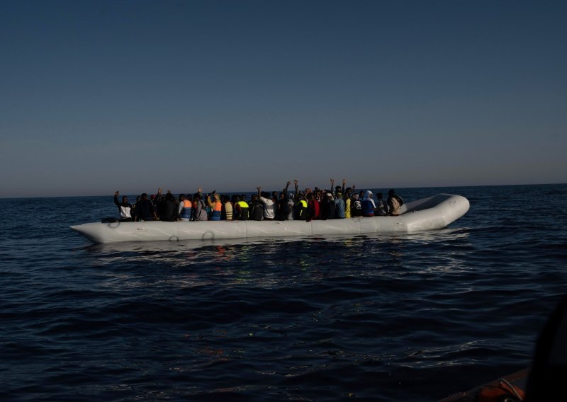 U Italiji 28 migranata spašenih na moru pozitivno na koronavirus