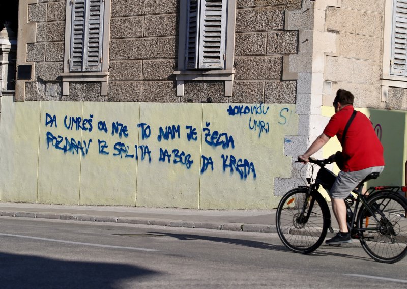 U centru Splita osvanuo grafit s porukom mržnje prema Novaku Đokoviću