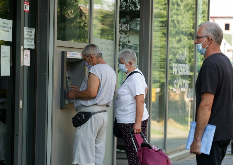 U vrijeme pandemije u Hrvatskoj umrlo manje ljudi nego prošle godine