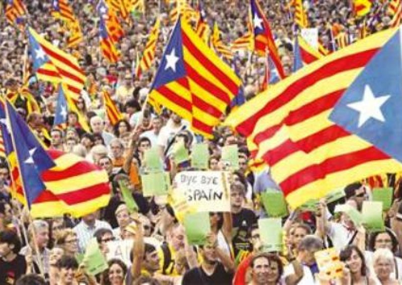 Katalonija želi referendum o odvajanju od Španjolske