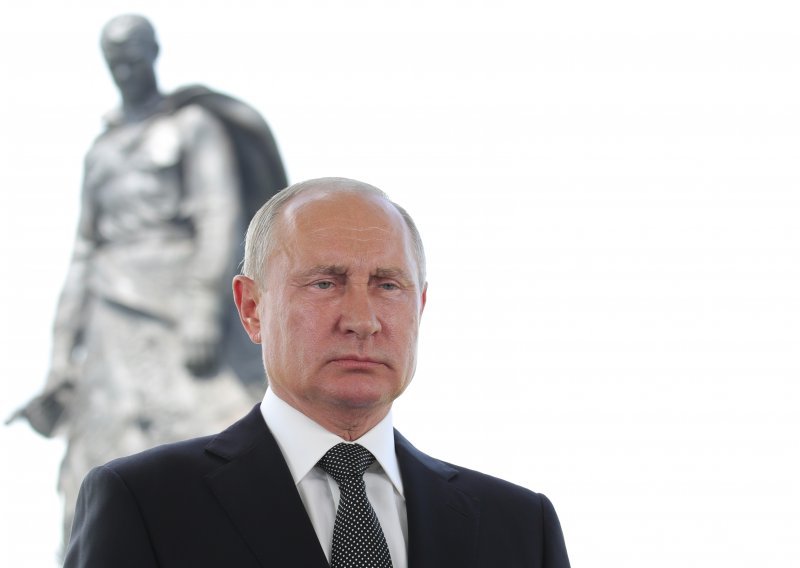 Putin pred pobjedom na referendumu koji mu omogućuje ostanak na vlasti do 2036.