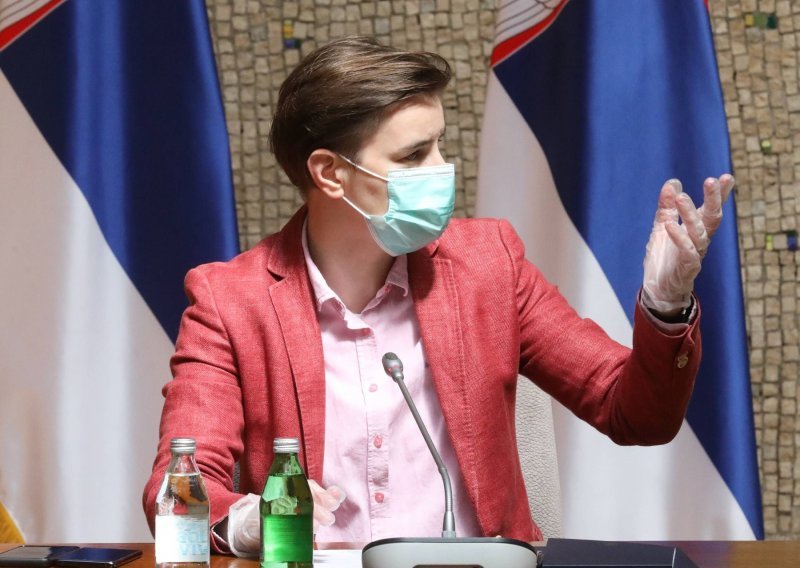 Brnabić: Opada broj zaraženih, na respiratoru 154 pacijenta; preminulo 12 osoba